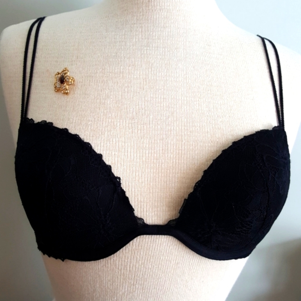 3/$30💥 La Senza Black Lace Bra (36B)